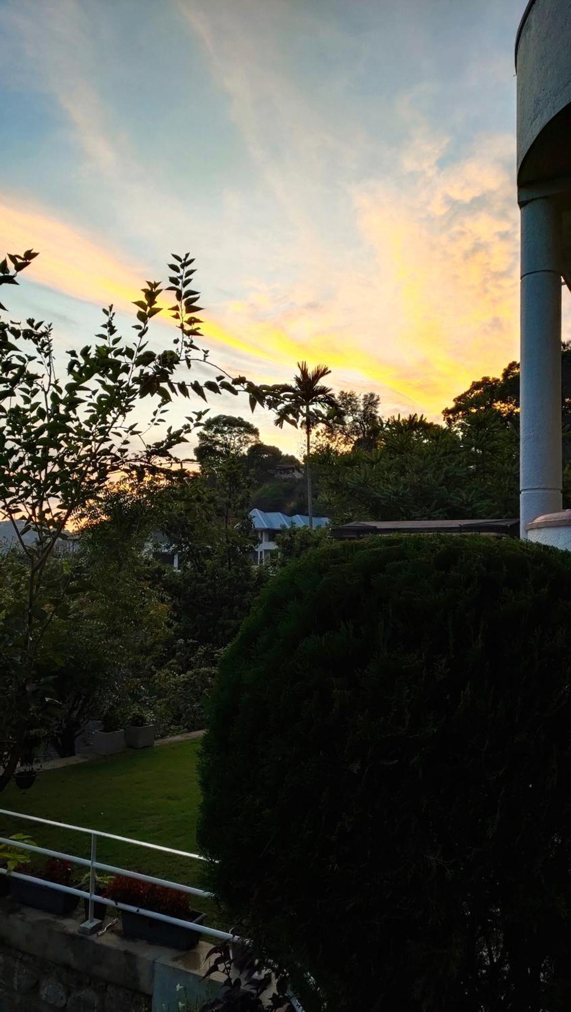 Marvel Hills Kandy Exterior foto