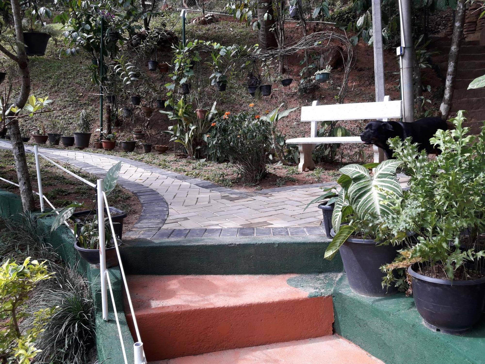 Marvel Hills Kandy Exterior foto